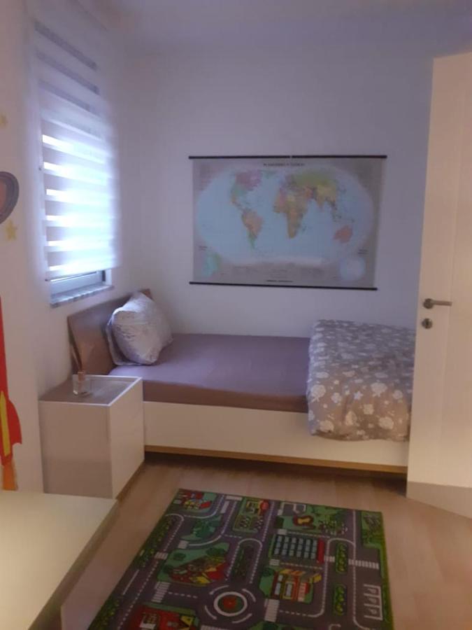 Lake View Apartment Tirana Exteriér fotografie